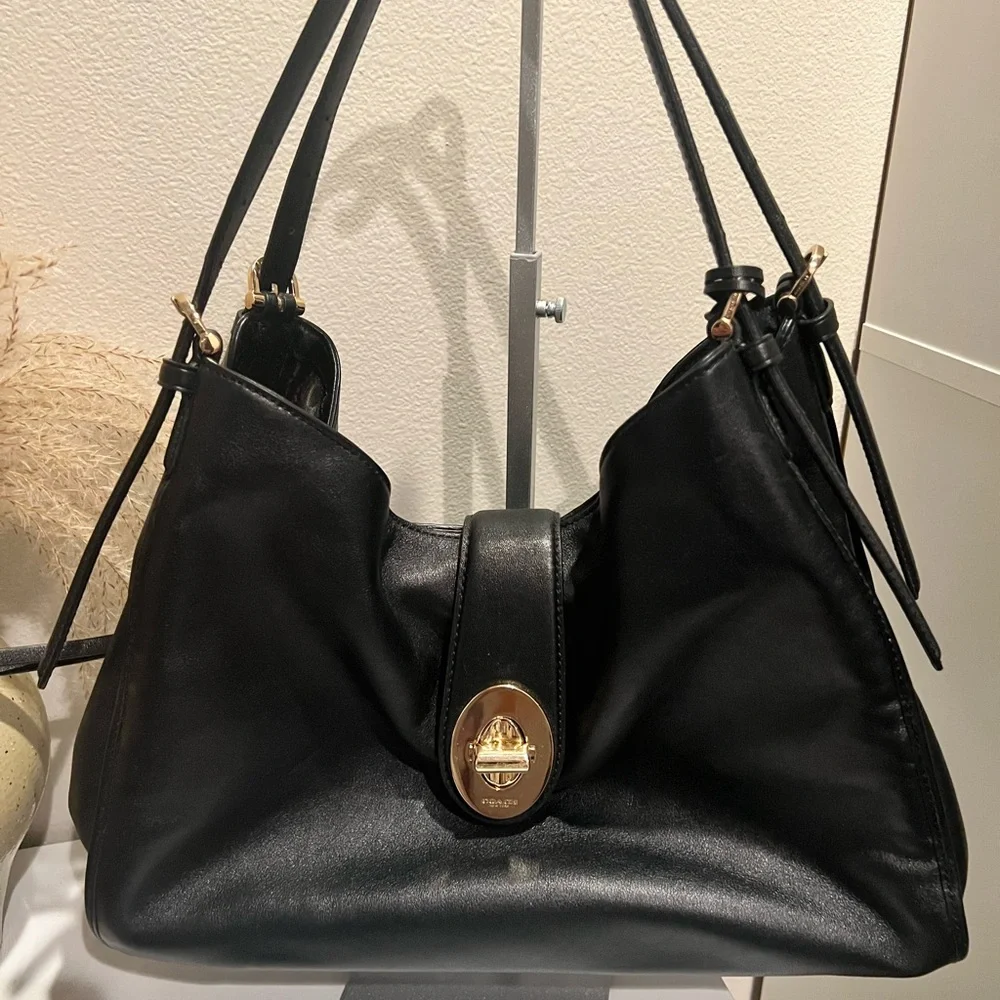 Coach Black Shoulder Bag - Picture 1 of 8